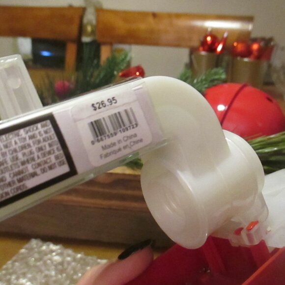 Bath & Body Works Red Santa Mail Box Wallflowers Home Fragrance Plug In Light Up - Picture 2 of 4